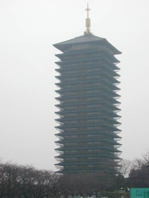 �܂��Ɂu�G���p�C���v