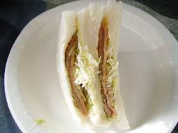 エスポアールのハムカツサンド