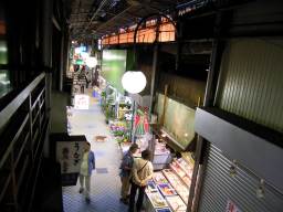 �����Ƃ̍��~����l�}�[�P�b�g������