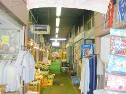 T字の|部分、奥が−